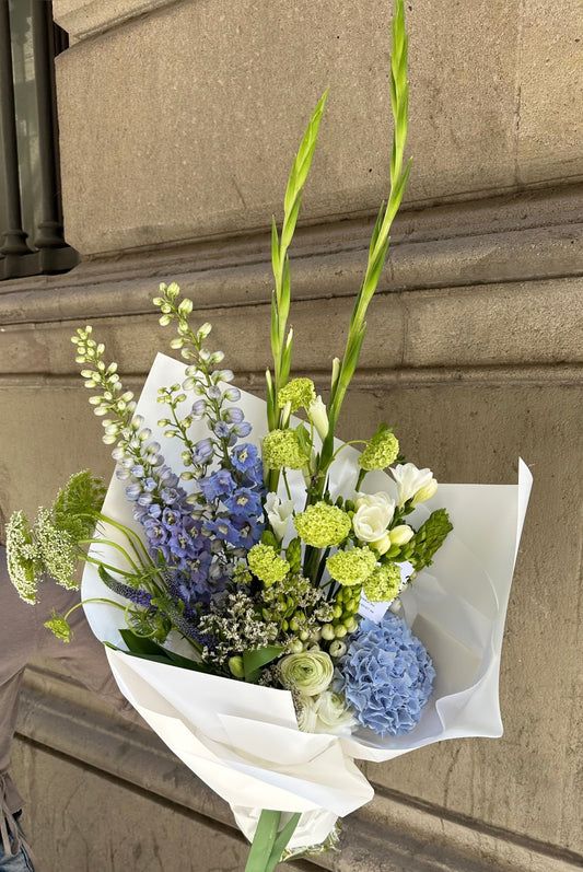 Bouquet of Delphinium and Hydrangea - Luxury from Meadow, available in Barcelona